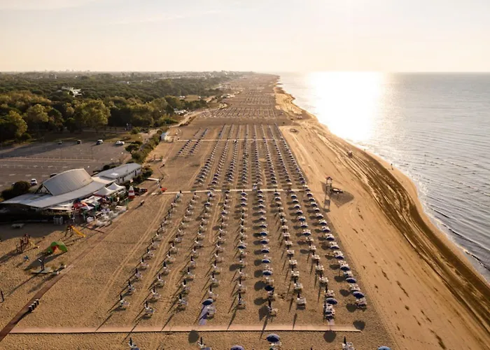 Enjoy A Relaxing Terrace In Pineda * Bibione