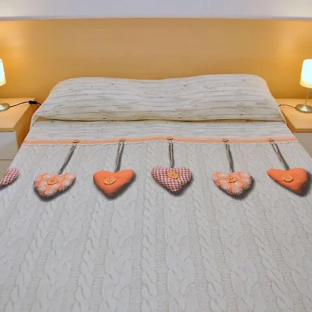 Enjoy A Relaxing Terrace In Pineda