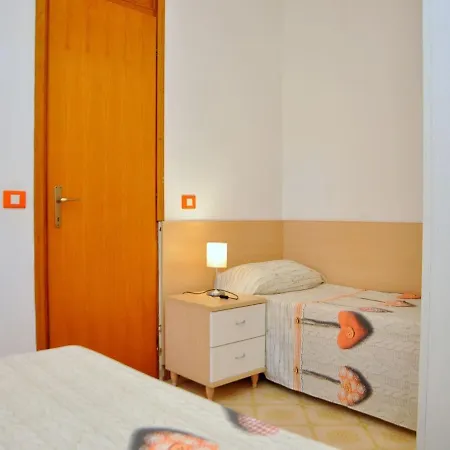 Enjoy A Relaxing Terrace In Pineda Apartman Bibione