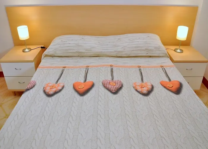 Enjoy A Relaxing Terrace In Pineda